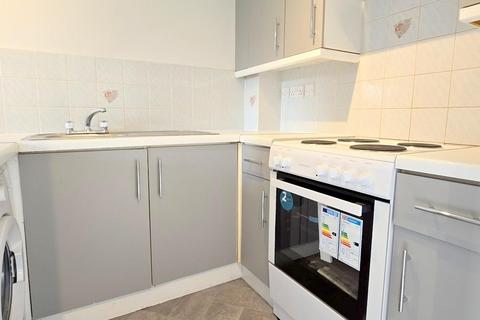 1 bedroom flat to rent, Avonmouth Road, Dartford, DA1