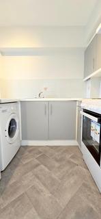 1 bedroom flat to rent, Avonmouth Road, Dartford, DA1