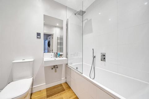 Flat 2, 24a Wanless Road, London, SE24 0HW
