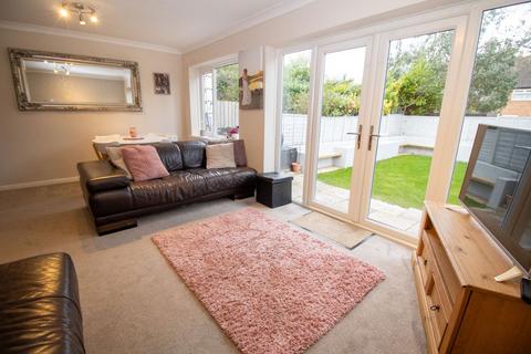 3 bedroom semi-detached house for sale, Dunstan Croft, Solihull B90