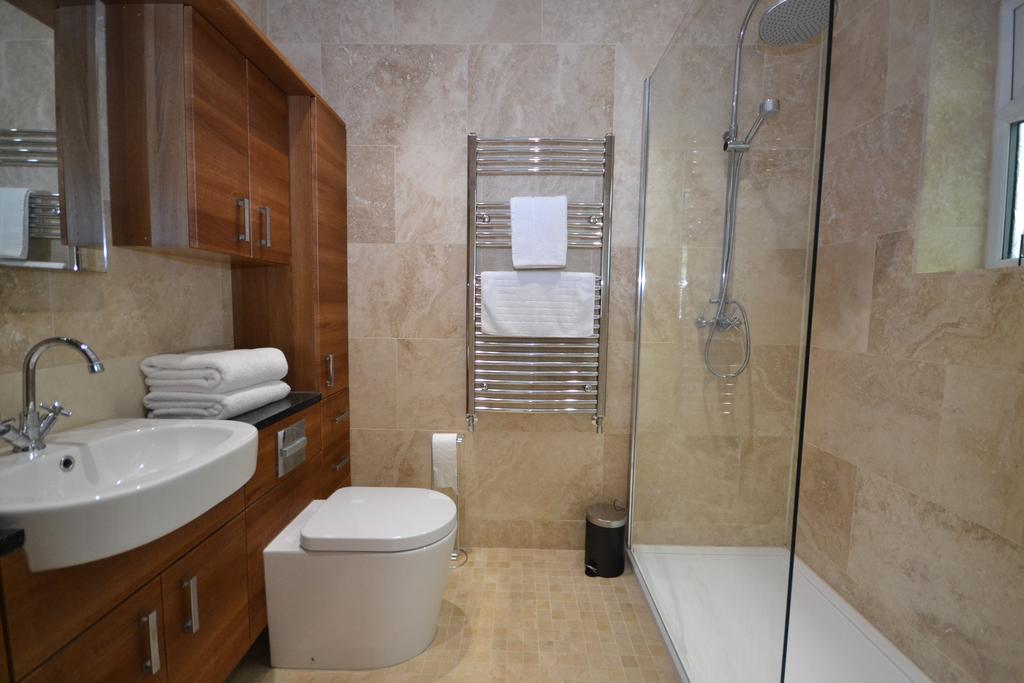 En Suite Shower Room