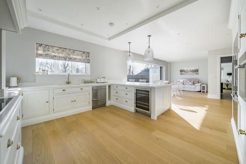 5 bedroom detached house for sale, Titchfield Road, Stubbington, Fareham, Hampshire, PO14