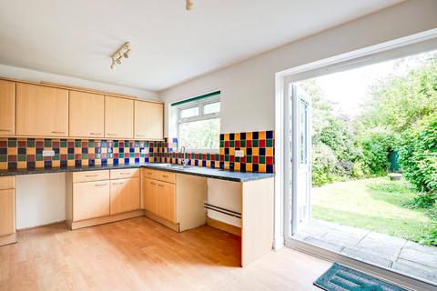 3 bedroom terraced house for sale, Crewys Road, Childs Hill