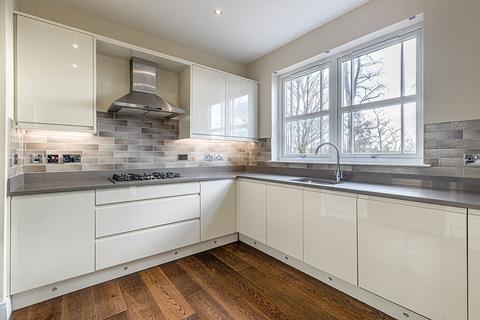 9 Boclair Brae, Bearsden, Glasgow, G61 2BF