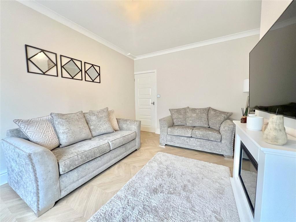 Greystone Road, Fazakerley, Liverpool, Merseyside, L10 2 bed terraced