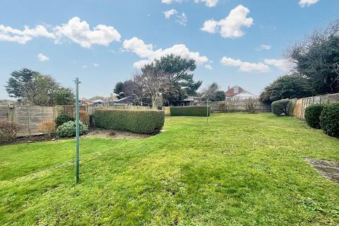 3 bedroom semi-detached house for sale, Broomfield Avenue, Telscombe Cliffs BN10