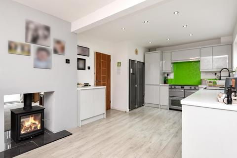 37 Gunners Road, Shoeburyness, Southend-on-sea, SS3 9SB