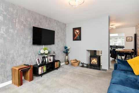 37 Gunners Road, Shoeburyness, Southend-on-sea, SS3 9SB