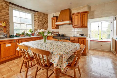 4 bedroom terraced house for sale, Market Street, Chipping Norton, Oxfordshire, OX7