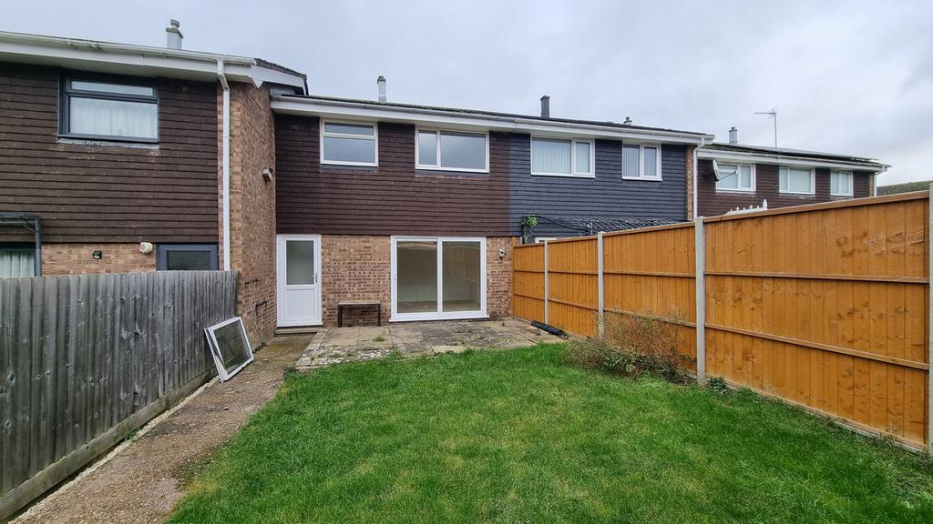 Linley Road, Southam, CV47 3 bed terraced house for sale £235,000
