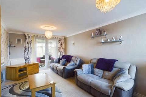 21 Grove Road, Churchdown, Gloucester, GL3 2SW