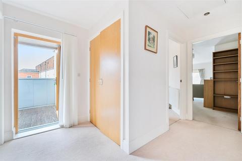 2 bedroom flat for sale - New Park Street, Devizes