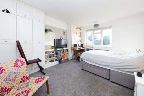 6 Devonshire Road, Eastcote, Pinner, HA5 1TX