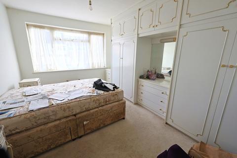 2 bedroom maisonette for sale, Edgware, Middlesex HA8