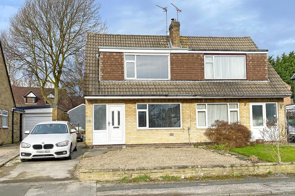 Fairways Avenue, Harrogate 3 bed semidetached house for sale £285,000