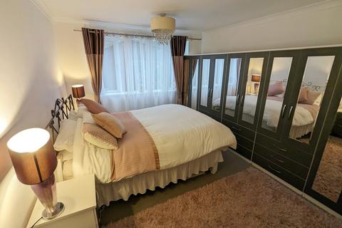 2 bedroom maisonette for sale - Langley Hall Road, Solihull
