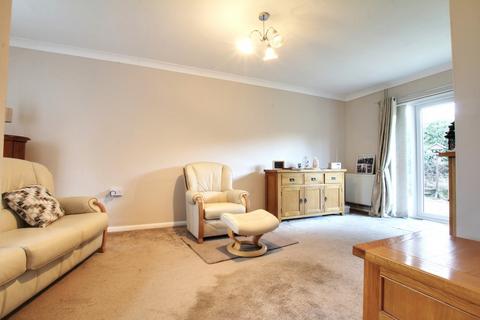 2 bedroom detached bungalow for sale, Ash Grove, Chatteris