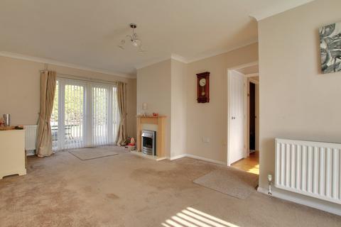 4 Ash Grove, Chatteris, PE16 6NL