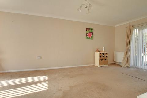 4 Ash Grove, Chatteris, PE16 6NL
