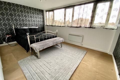 2 bedroom apartment for sale - Lodge Road, Wallington