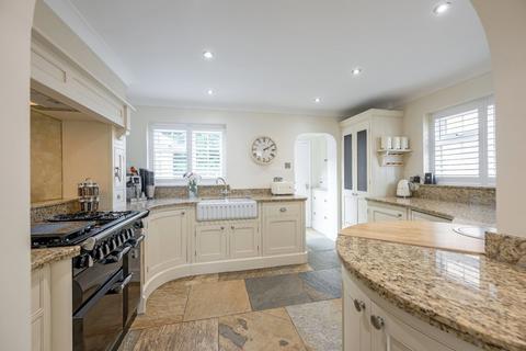 4 bedroom detached house for sale, South Wootton