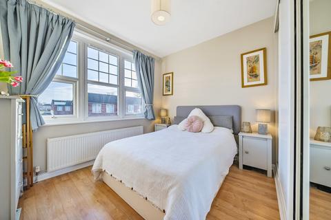 Flat 5, 93 Camborne Road, Sutton, SM2 6RF