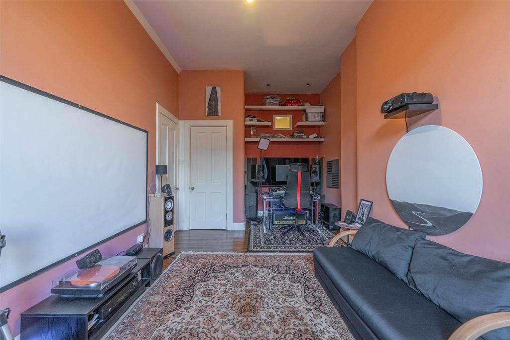Bedroom 2 Alt