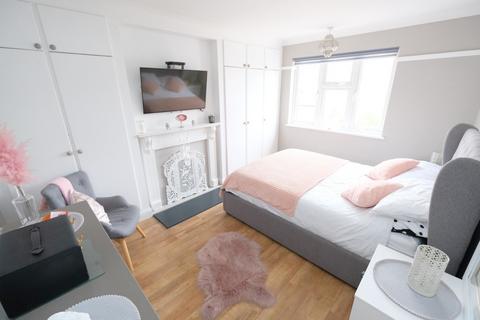 11 Repton Road, Orpington, BR6 9HR