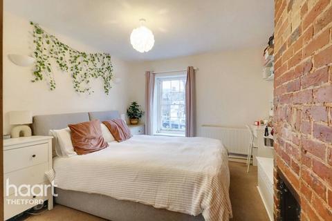 2 bedroom terraced house for sale, Castle Street, Thetford