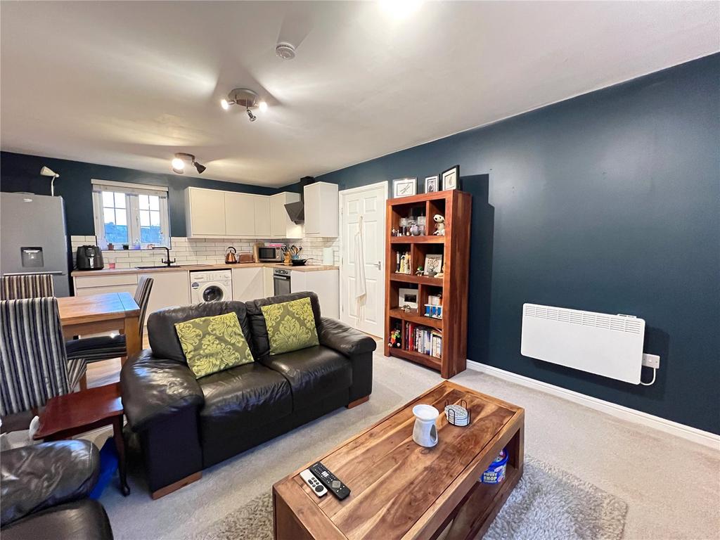 Lounge / Kitchen