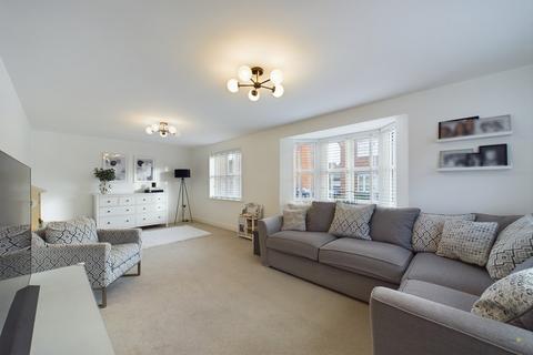 28 Bishop Place, Burton-on-trent, DE13 9EX