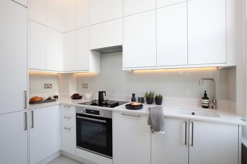 2 bedroom flat for sale, Castelnau, Barnes, London