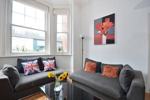 2 bedroom flat for sale, Barons Court Road, Barons Court, London, W14