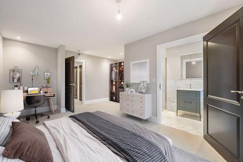 4 bedroom end of terrace house for sale, Selcroft Road, Purley