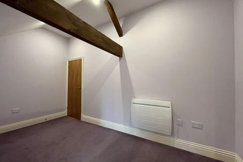 2 bedroom apartment to rent, Garstang Road, Preston PR2