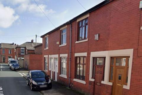 3 bedroom terraced house to rent, Robinson Street, Preston PR2