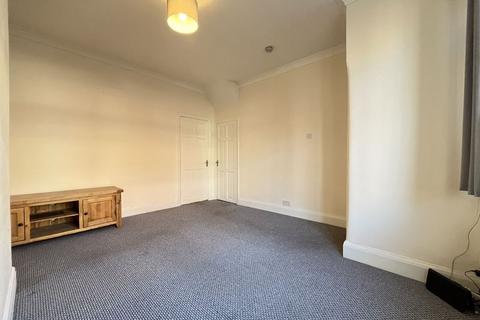 3 bedroom terraced house to rent, Robinson Street, Preston PR2