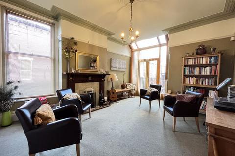 53 Broadgate, Preston, PR1 8DU
