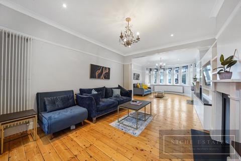6 bedroom detached house to rent, Hillcourt Avenue, West Finchley, London N12 - SEE 3D VIRTUAL TOUR!