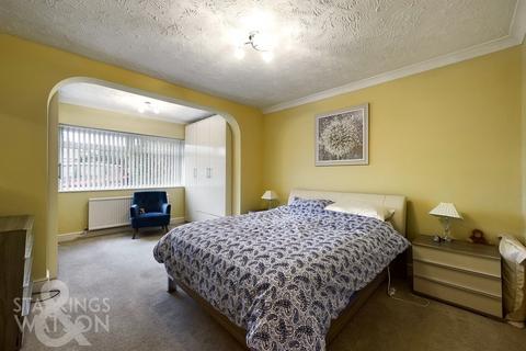 4 bedroom detached bungalow for sale - Kabin Road, Costessey, Norwich
