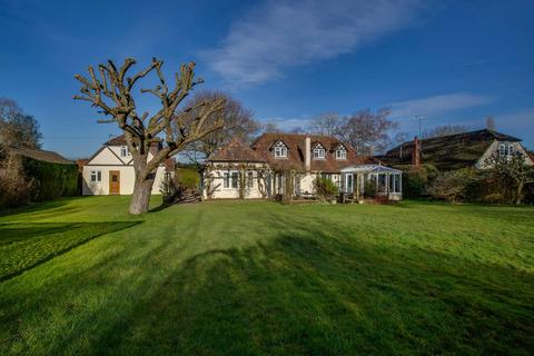 Plum Cottage Hogpits Bottom, Flaunden, Hemel Hempstead, HP3 0PU