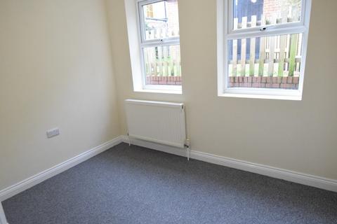 2 bedroom ground floor flat to rent, Hengist Road, Bournemouth