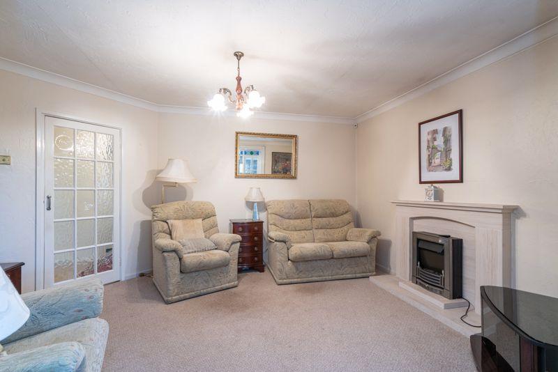 Manor Road, Caddington 2 bed detached bungalow for sale £525,000