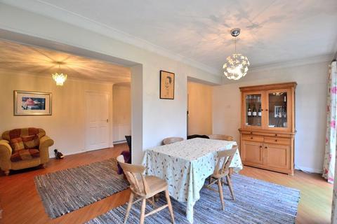 16 Broom Drive, Birmingham, B14 5BA