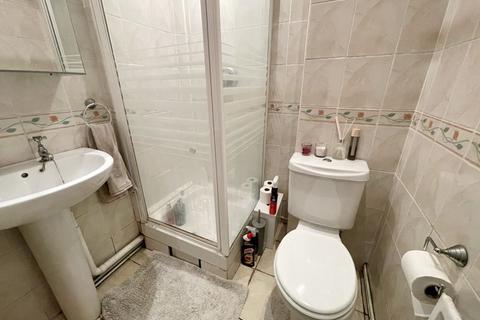 98 Jeans Way, Dunstable, LU5 4PP