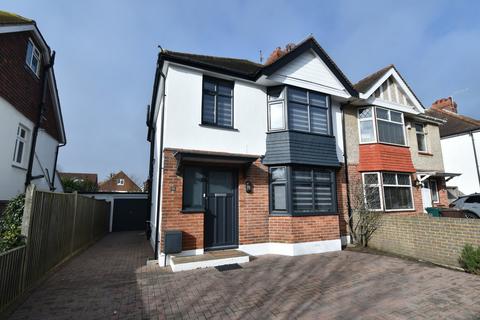 3 bedroom semi-detached house to rent, Woodhouse Road, Hove