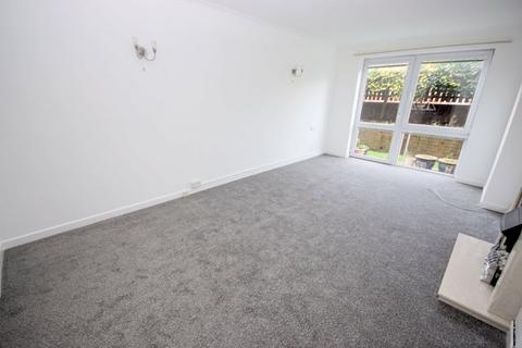 1 bedroom retirement property for sale, Hometide House, Lee-On-The-Solent, PO13