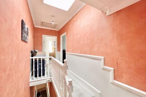 35 Cheneys Road, London, E11 3LL