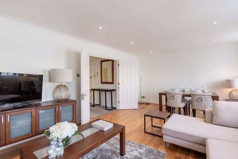 2 bedroom flat to rent - Somerset Court Lexham Gardens, London W8