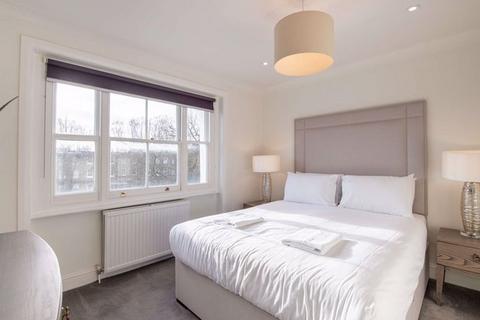 2 bedroom flat to rent - Somerset Court Lexham Gardens, London W8